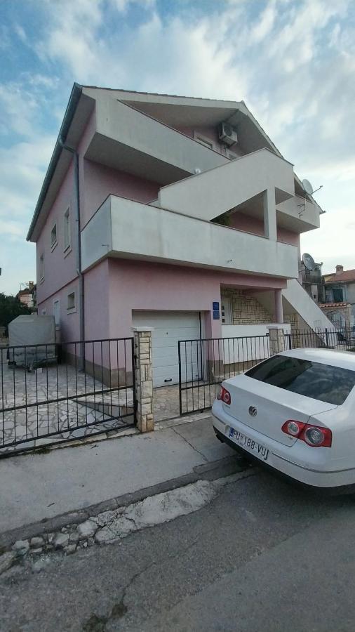 Jan 1 Apartment Pula Exterior foto